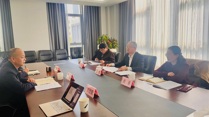 省供銷社黨委委員、理事會副主任董益彪帶隊到浙江農合集團調研