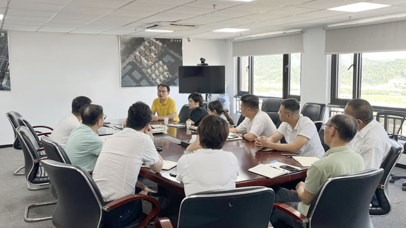 樂清華都聯合虹元商管召開法律風險防范專題研討會