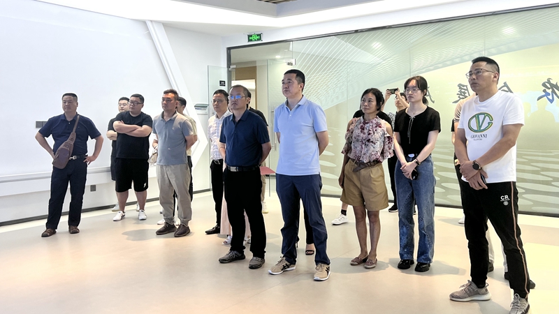 衢州市發改委黨委委員、對口辦副主任陳齊禮到浙江農合考察消費幫扶工作